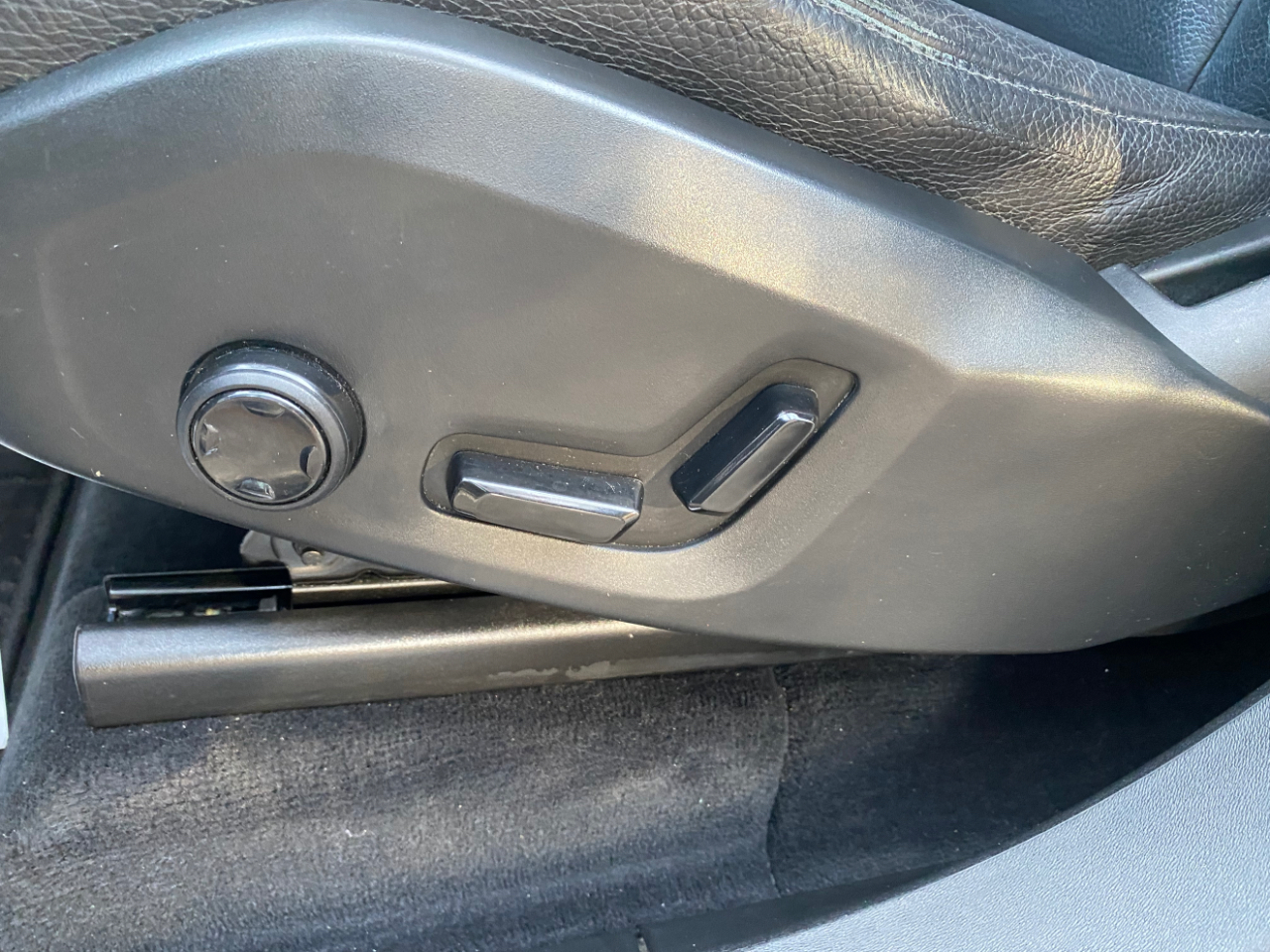 Volvo XC90 T5 FWD 7-Passenger Momentum 2018