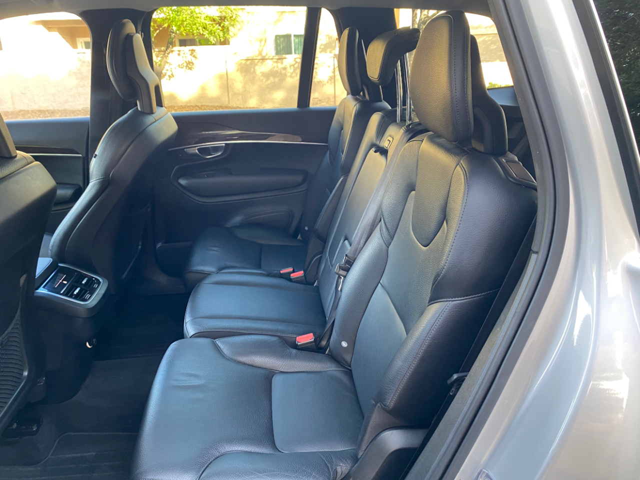 Volvo XC90 T5 FWD 7-Passenger Momentum 2018