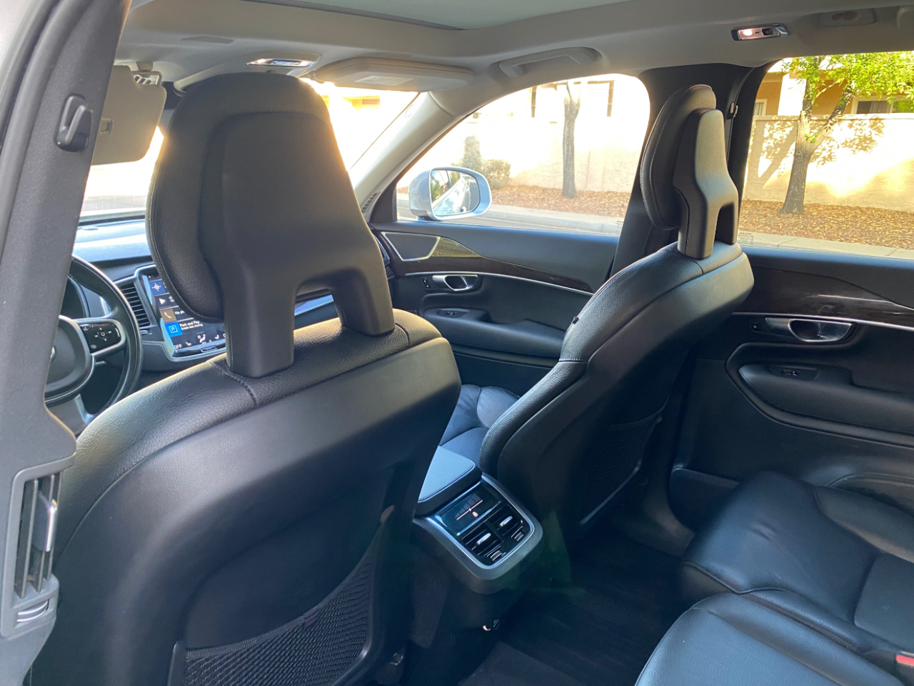 Volvo XC90 T5 FWD 7-Passenger Momentum 2018