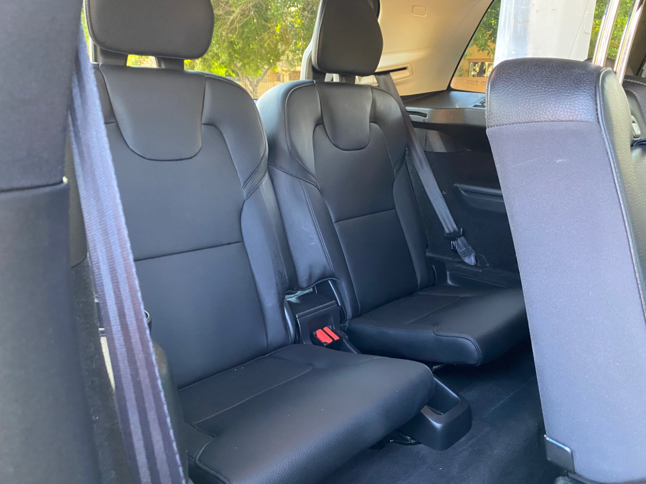 Volvo XC90 T5 FWD 7-Passenger Momentum 2018