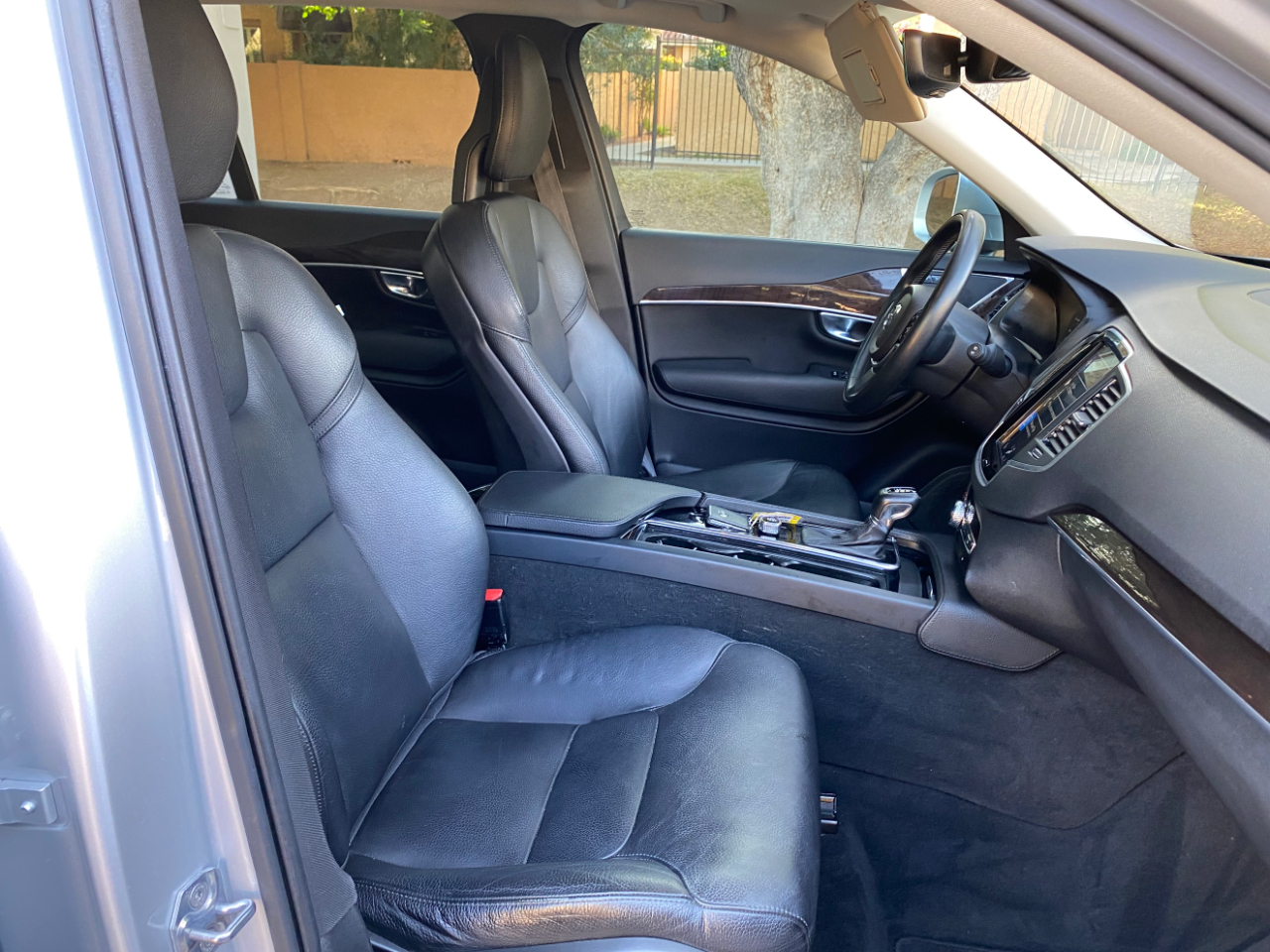 Volvo XC90 T5 FWD 7-Passenger Momentum 2018