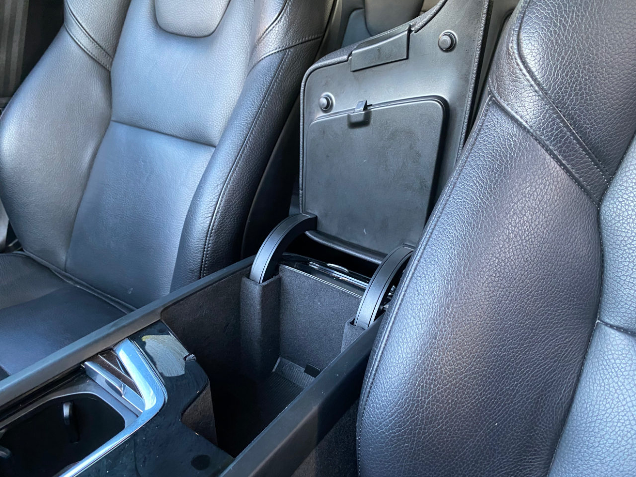 Volvo XC90 T5 FWD 7-Passenger Momentum 2018