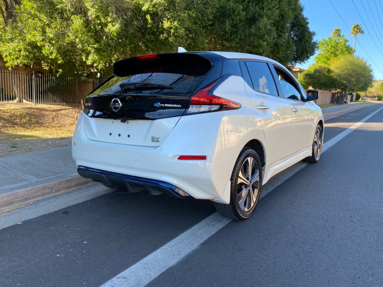 Nissan Leaf SV PLUS Hatchback 2021