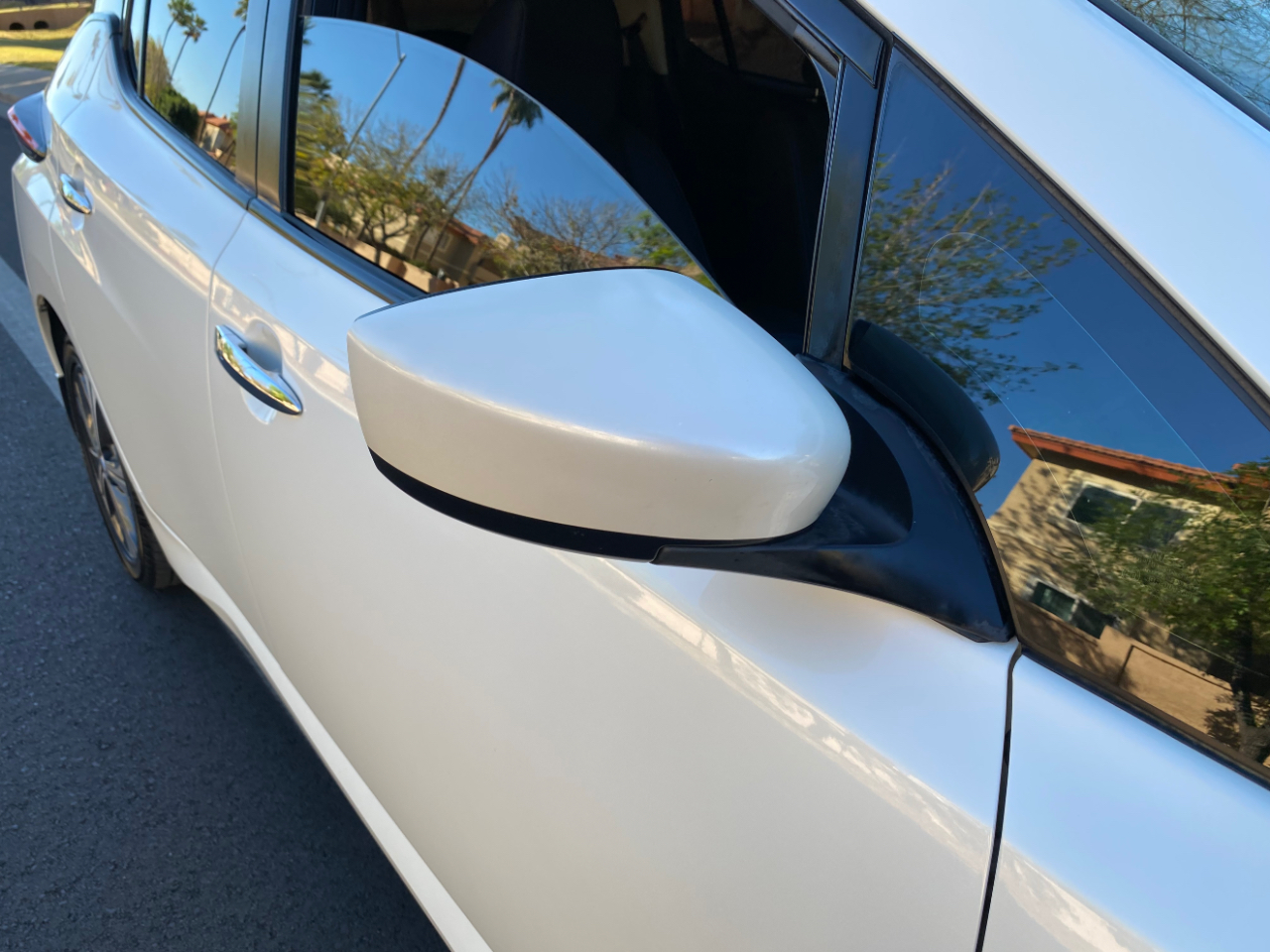 Nissan Leaf SV PLUS Hatchback 2021