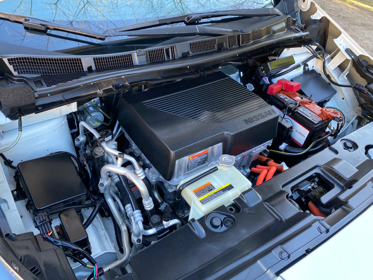 Nissan Leaf SV PLUS Hatchback 2021