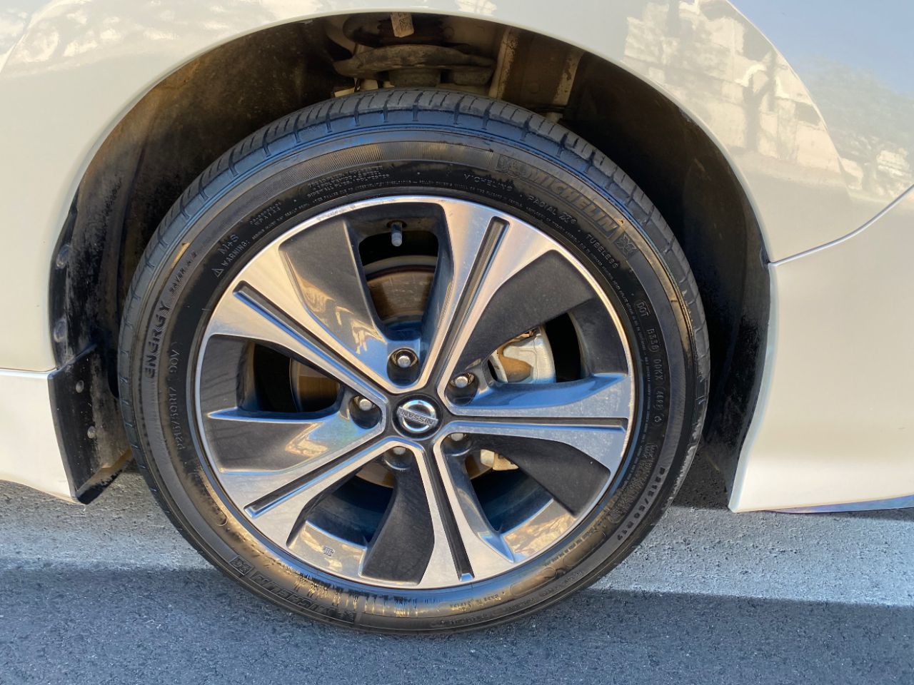 Nissan Leaf SV PLUS Hatchback 2021