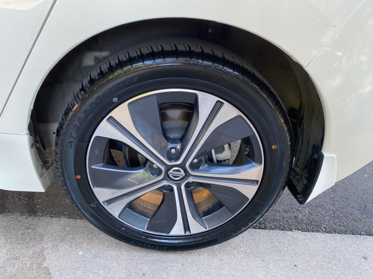 Nissan Leaf SV PLUS Hatchback 2021