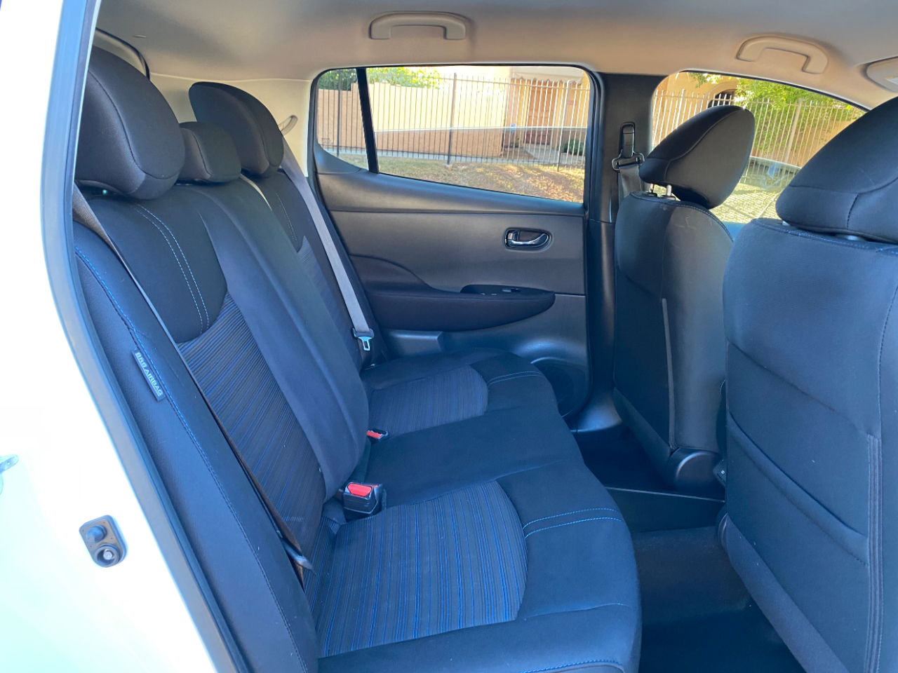 Nissan Leaf SV PLUS Hatchback 2021