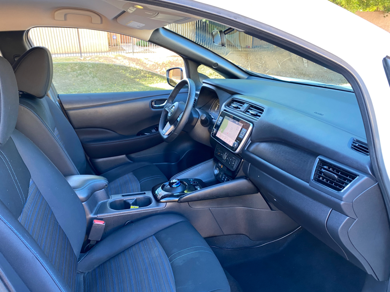 Nissan Leaf SV PLUS Hatchback 2021