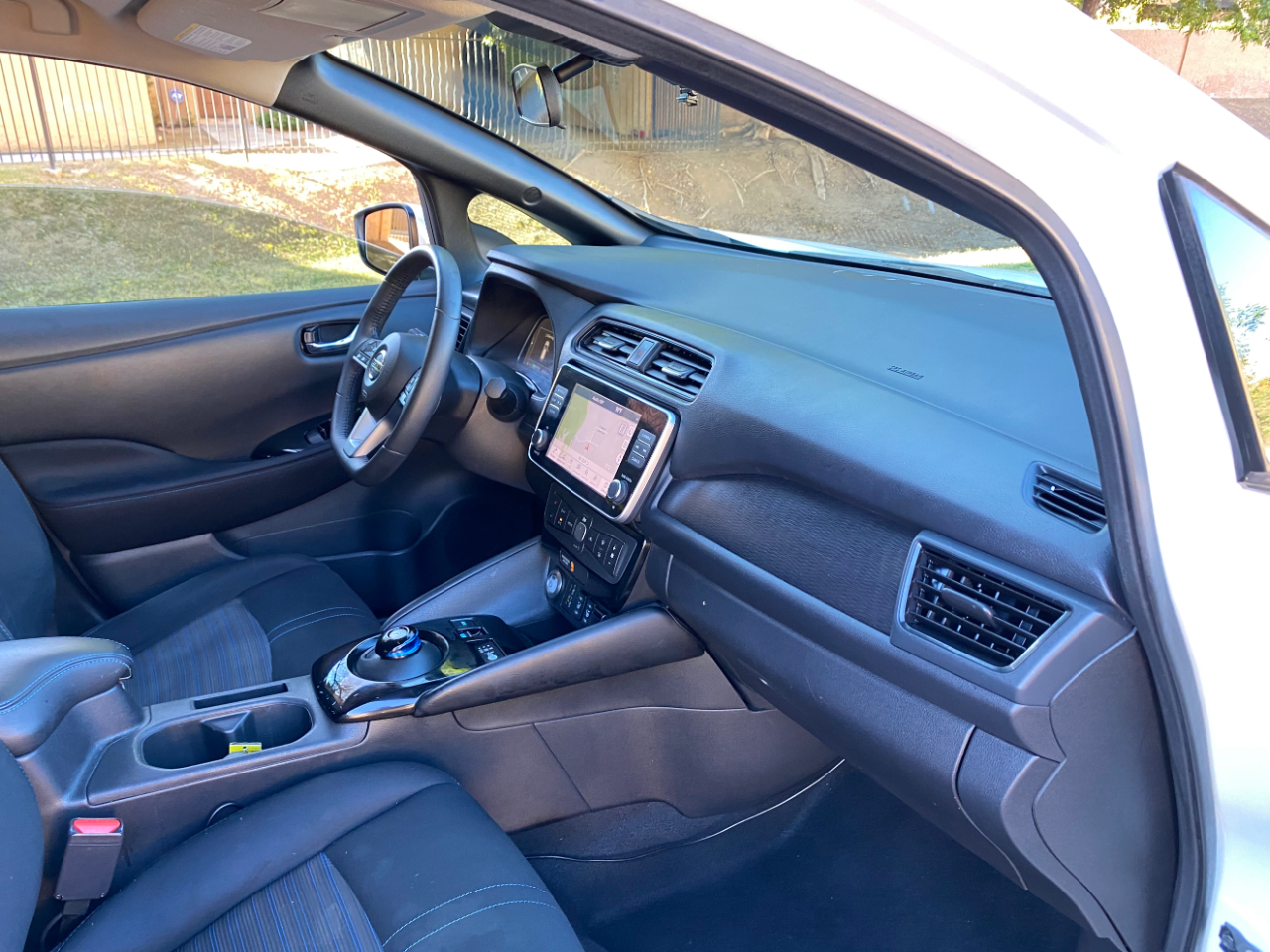 Nissan Leaf SV PLUS Hatchback 2021