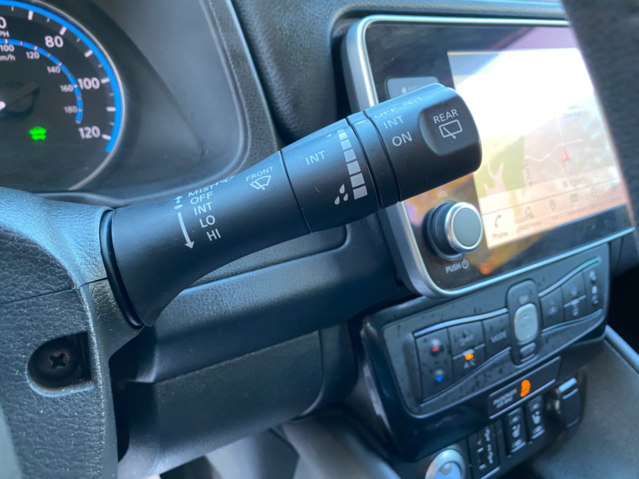 Nissan Leaf SV PLUS Hatchback 2021