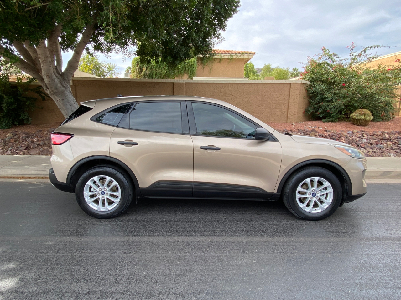 Ford Escape S FWD 2020