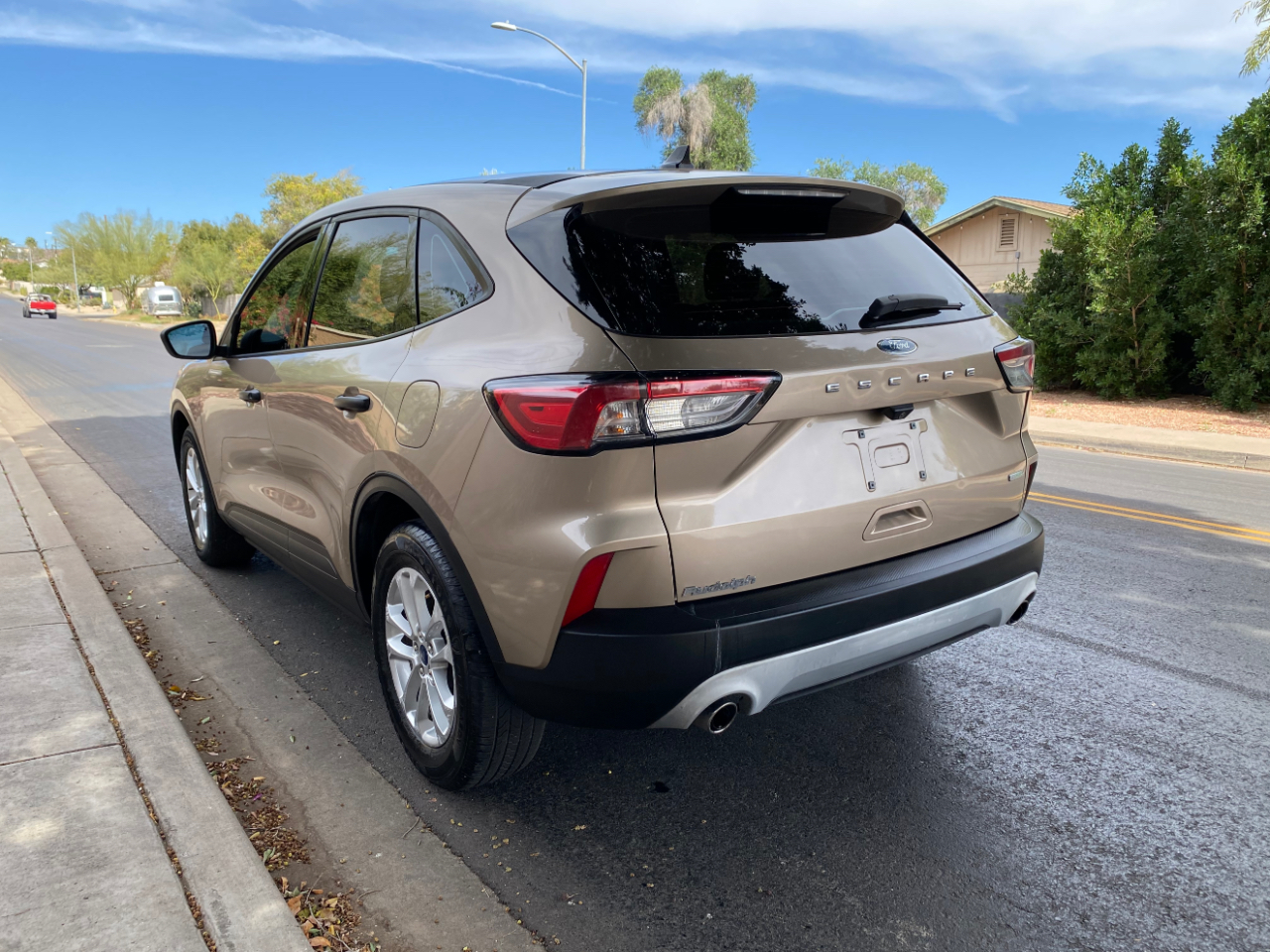 Ford Escape S FWD 2020