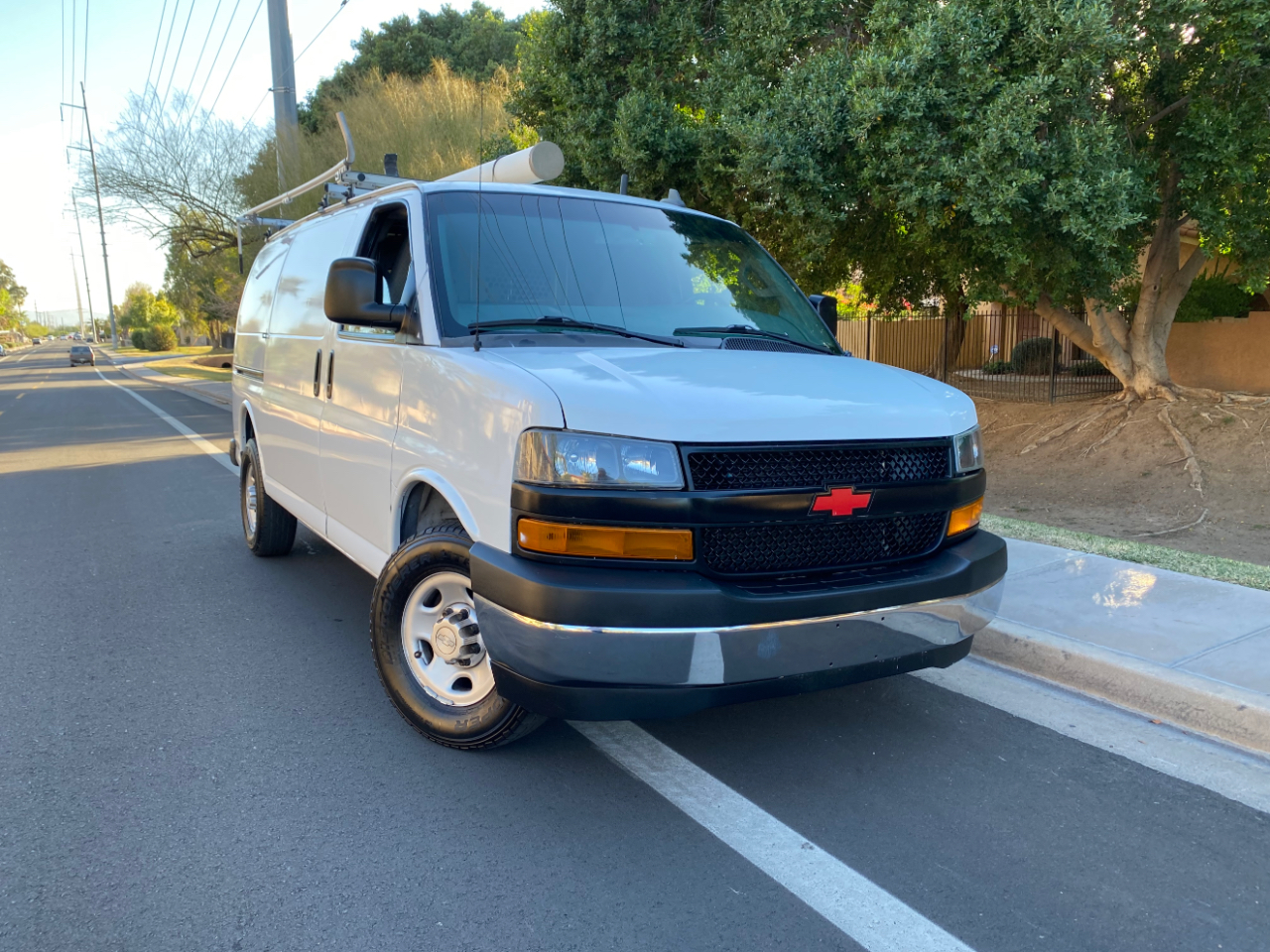 Chevrolet Express Cargo Van RWD 2500 135" 2020