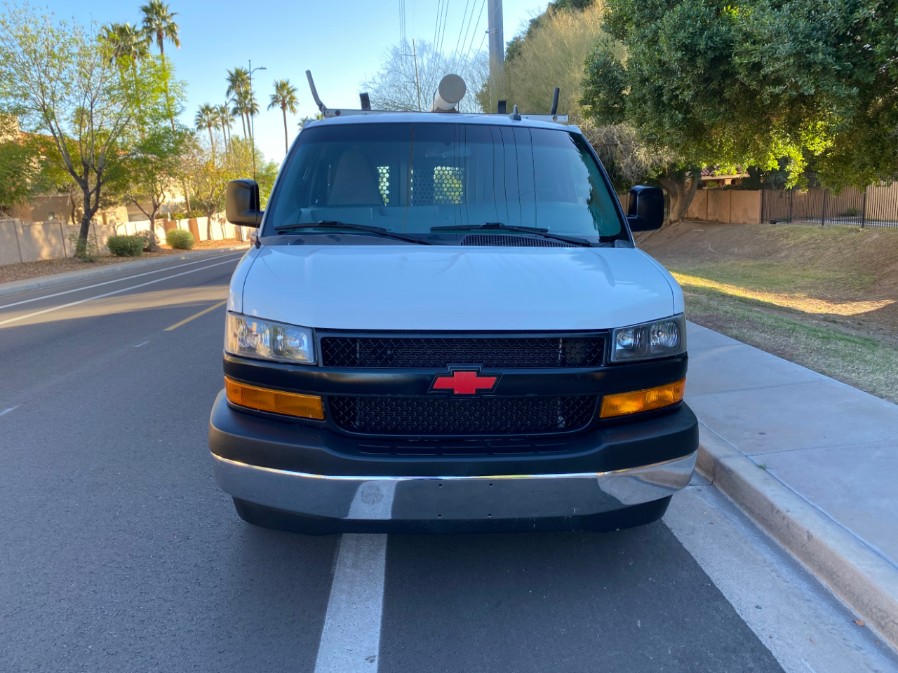 Chevrolet Express Cargo Van RWD 2500 135" 2020