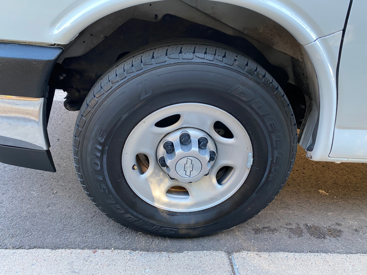 Chevrolet Express Cargo Van RWD 2500 135" 2020