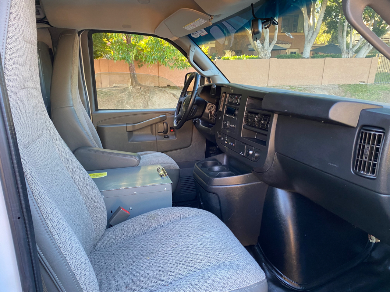 Chevrolet Express Cargo Van RWD 2500 135" 2020