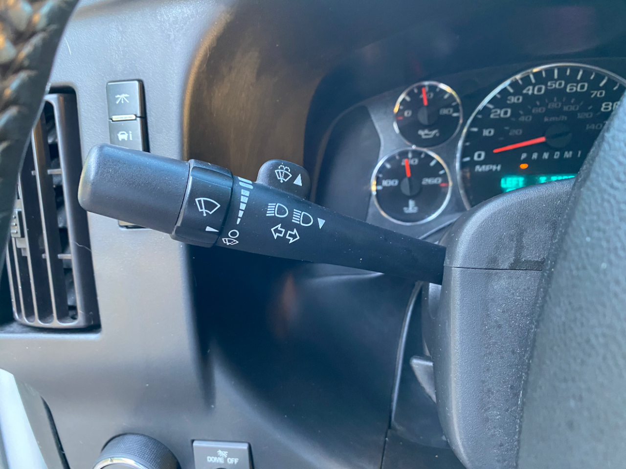 Chevrolet Express Cargo Van RWD 2500 135" 2020