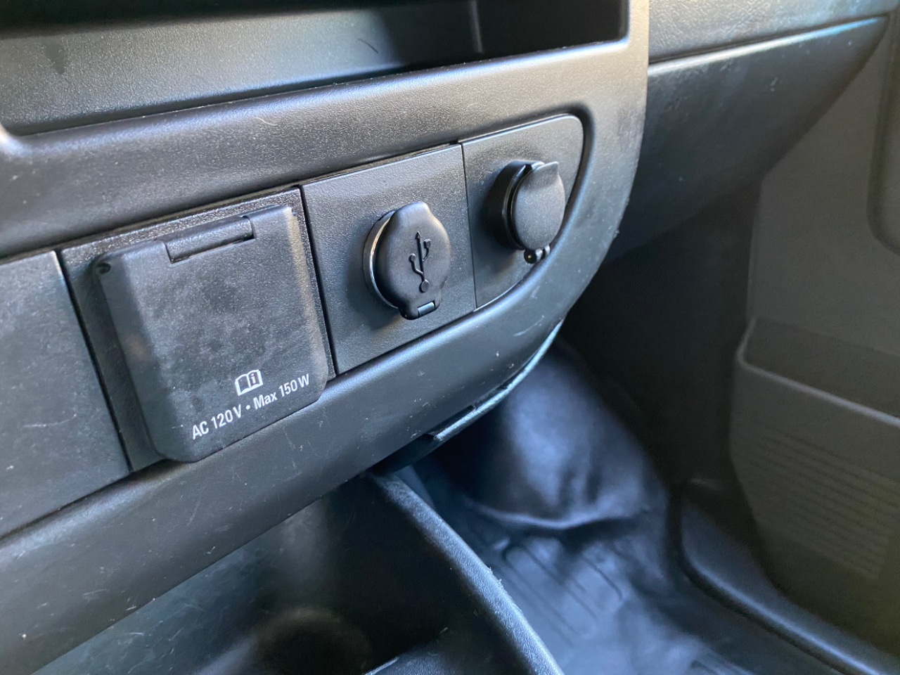 Chevrolet Express Cargo Van RWD 2500 135" 2020