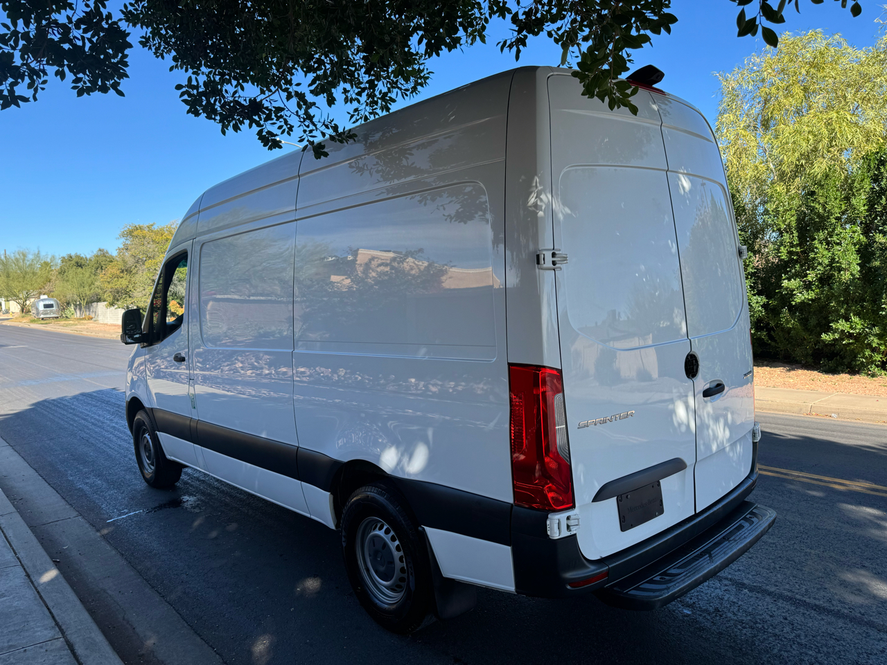 Mercedes-Benz Sprinter Cargo Van 2500 High Roof V6 170" RWD 2020