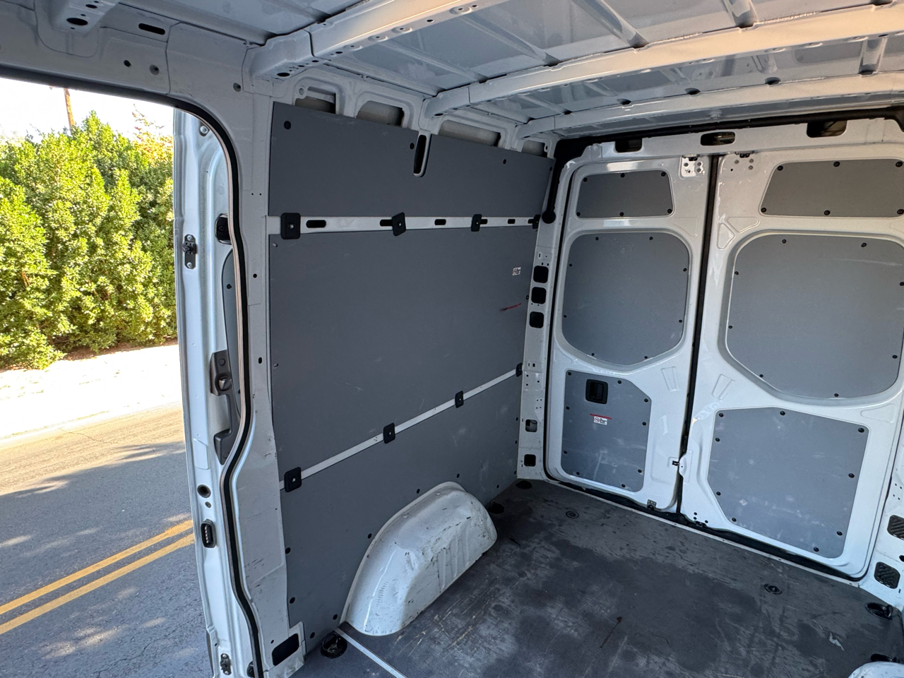 Mercedes-Benz Sprinter Cargo Van 2500 High Roof V6 170" RWD 2020