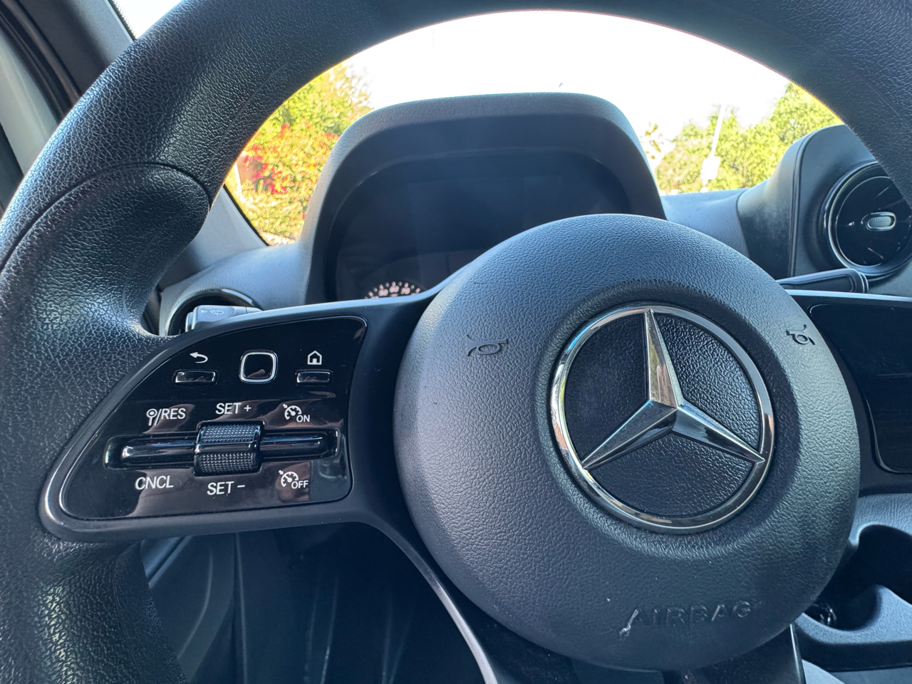 Mercedes-Benz Sprinter Cargo Van 2500 High Roof V6 170" RWD 2020