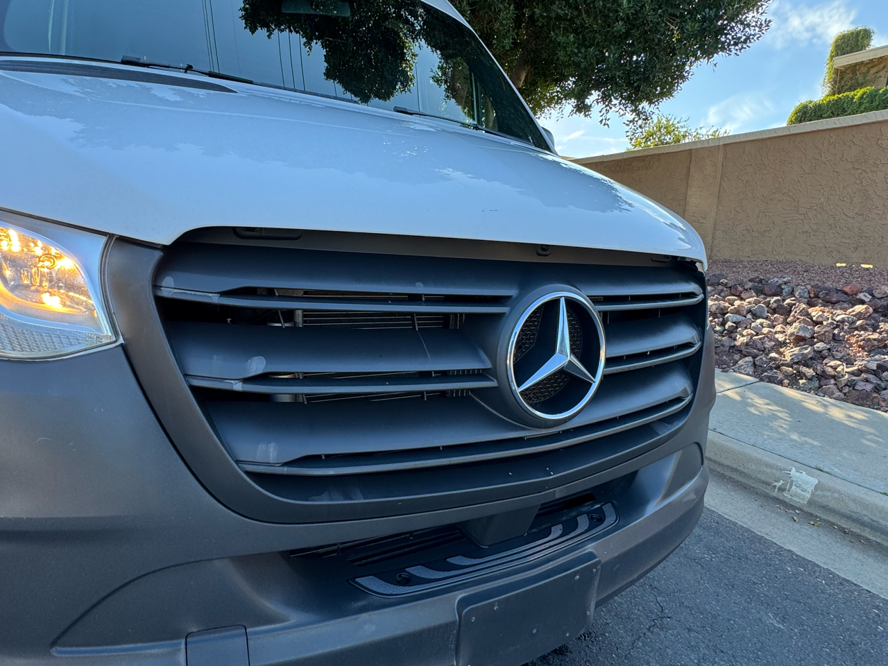 Mercedes-Benz Sprinter Cargo Van 2500 High Roof V6 170" RWD 2020