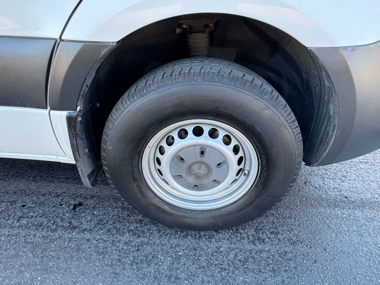 Mercedes-Benz Sprinter Cargo Van 2500 High Roof V6 170" RWD 2020