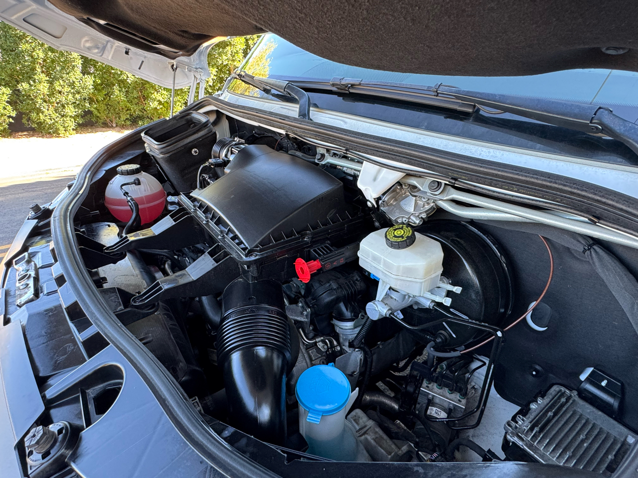 Mercedes-Benz Sprinter Cargo Van 2500 High Roof V6 170" RWD 2020