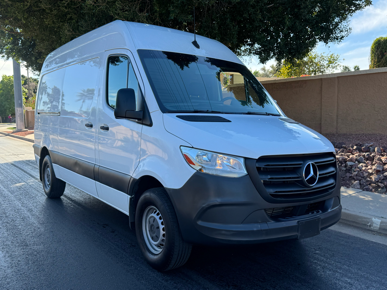 Mercedes-Benz Sprinter Cargo Van 2500 High Roof V6 170" RWD 2020