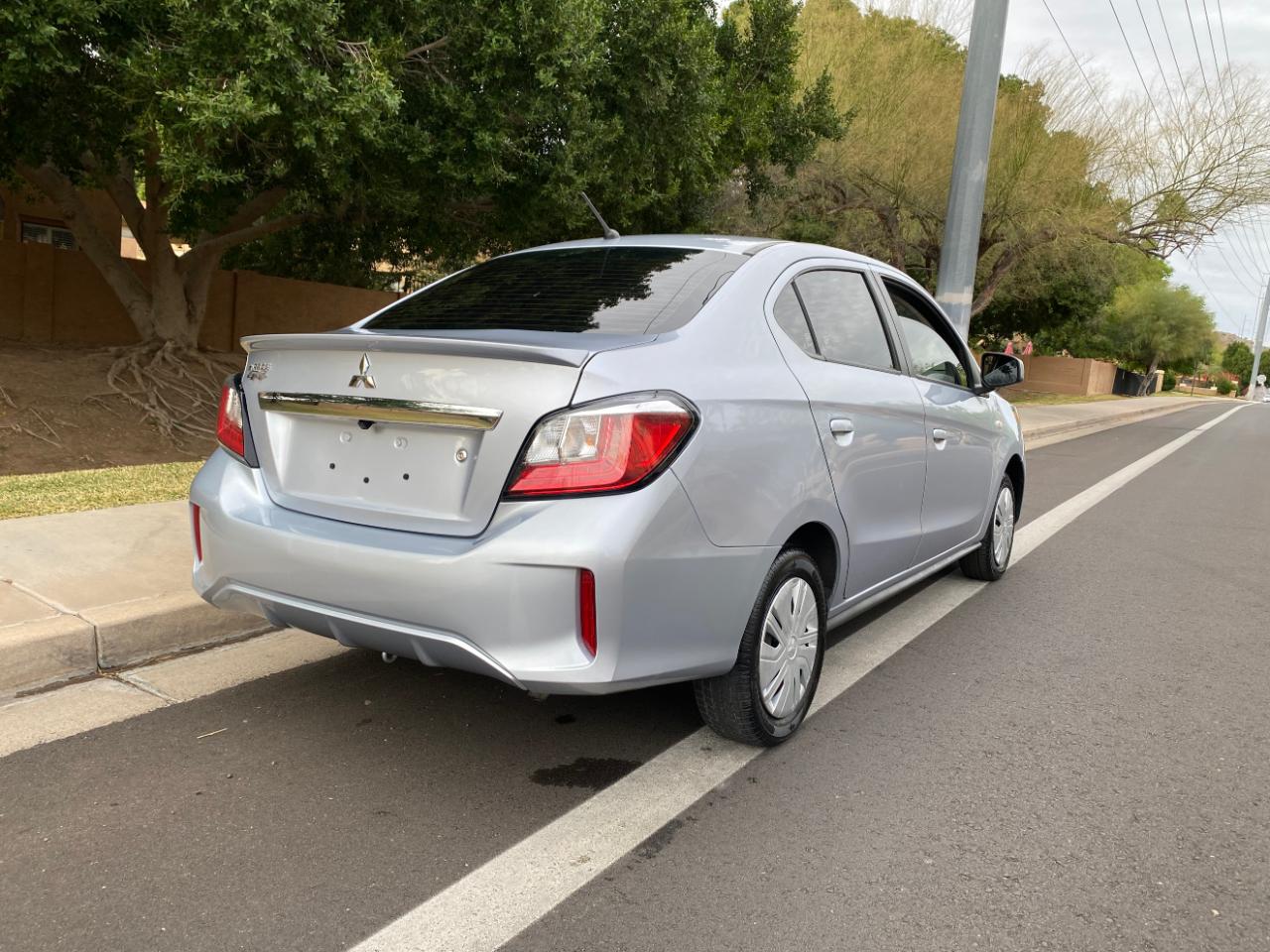 Mitsubishi Mirage G4 ES 2024
