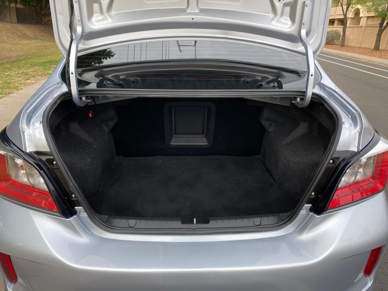 Mitsubishi Mirage G4 ES 2024