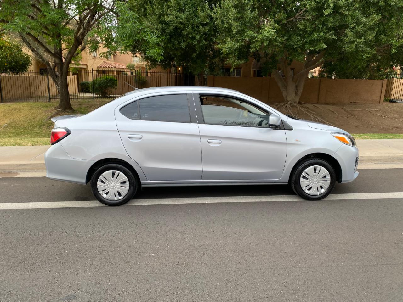 Mitsubishi Mirage G4 ES 2024