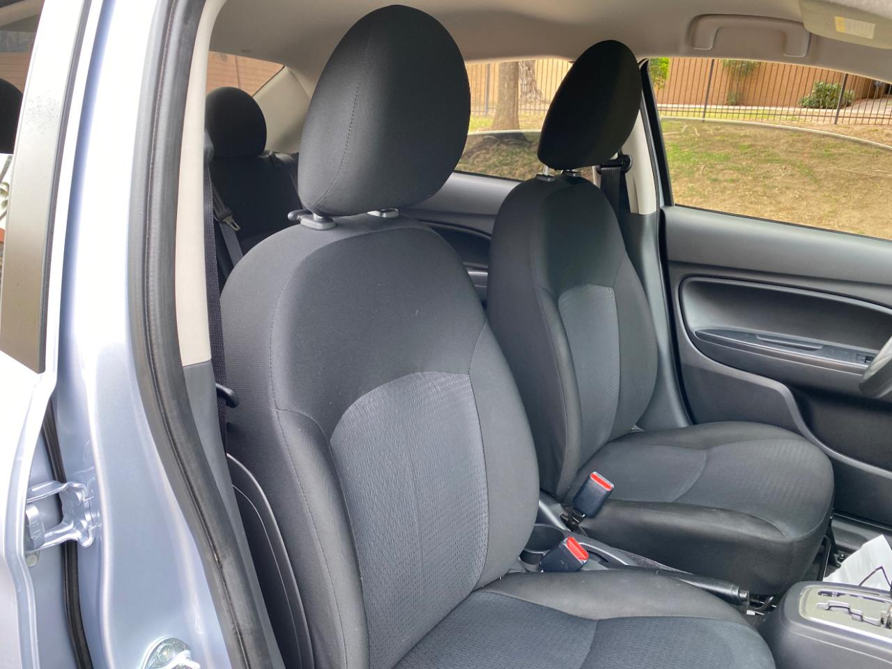 Mitsubishi Mirage G4 ES 2024