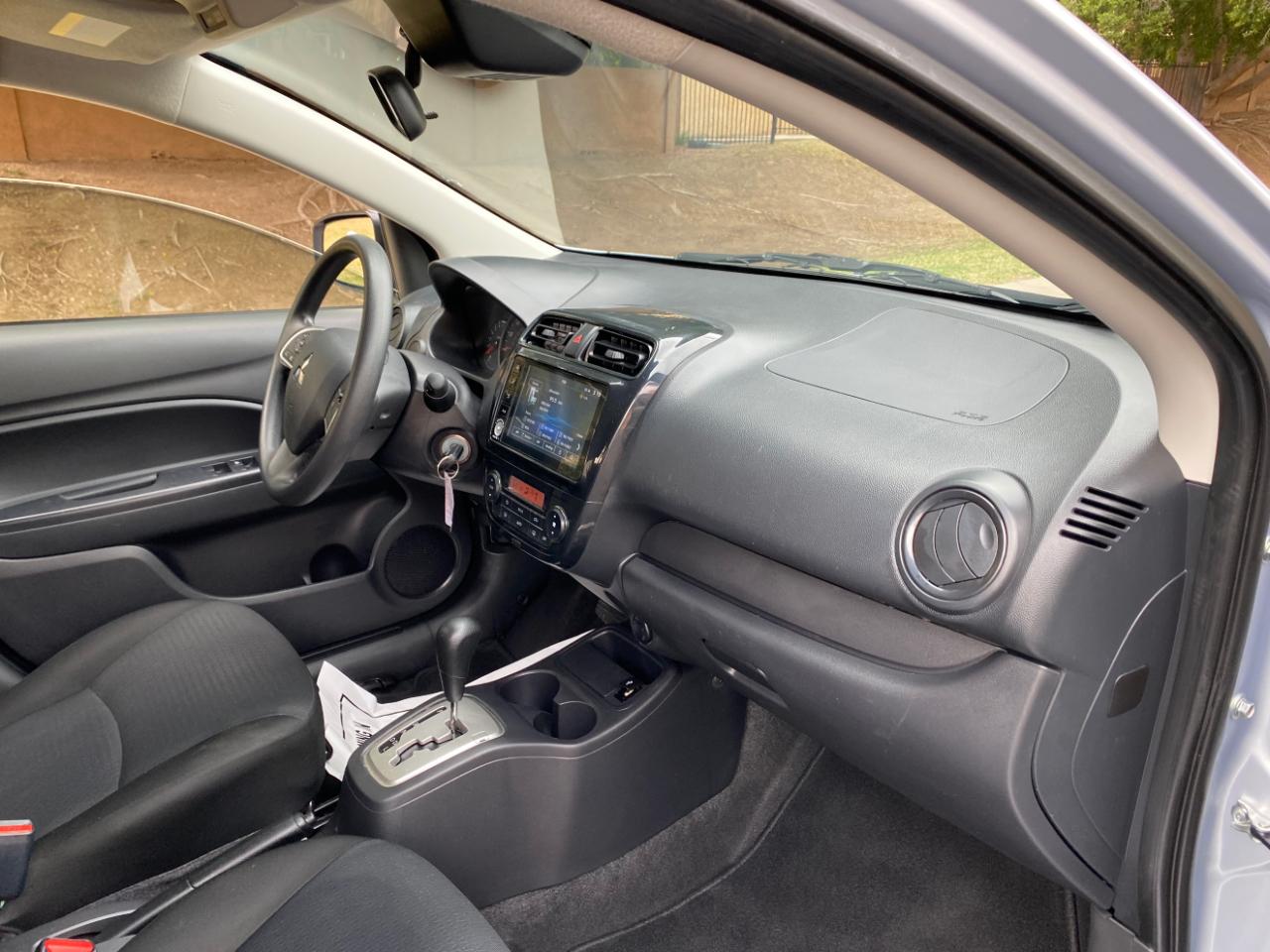 Mitsubishi Mirage G4 ES 2024