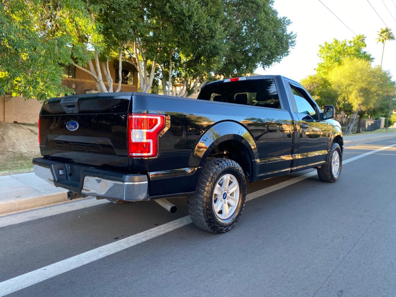 Ford F-150 XL 2WD Reg Cab 8' Box 2019