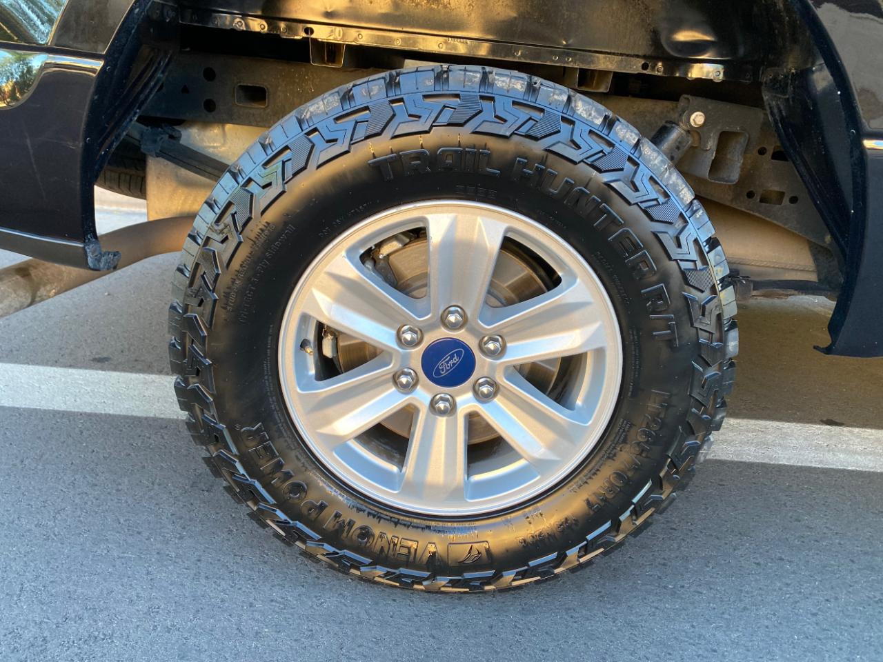 Ford F-150 XL 2WD Reg Cab 8' Box 2019