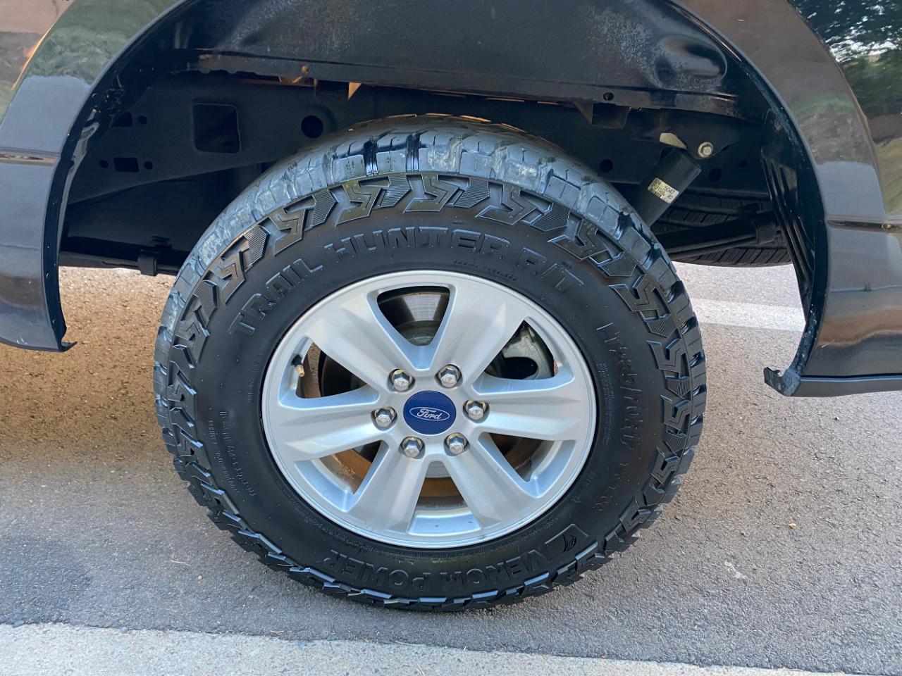 Ford F-150 XL 2WD Reg Cab 8' Box 2019