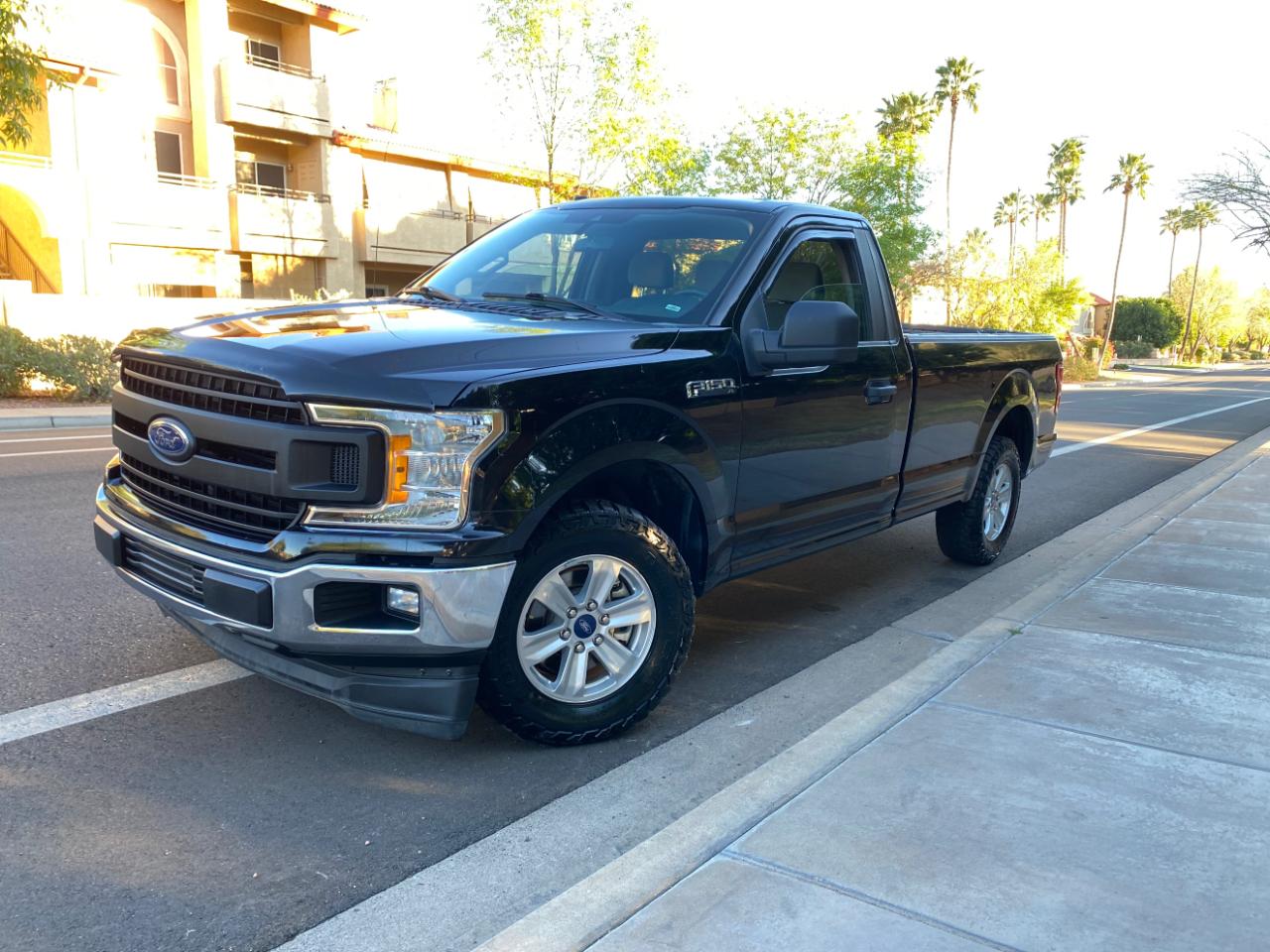 Ford F-150 XL 2WD Reg Cab 8' Box 2019