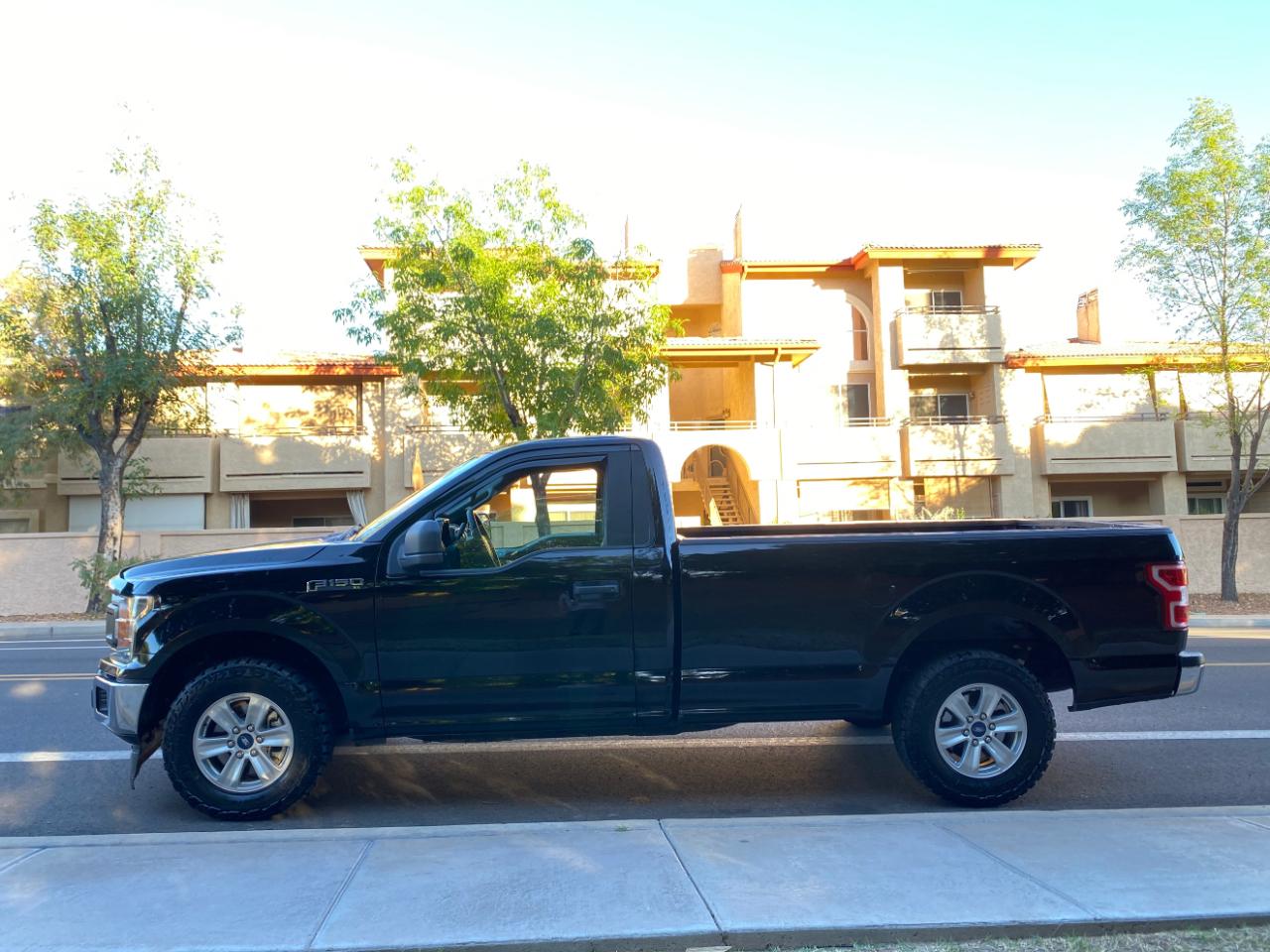 Ford F-150 XL 2WD Reg Cab 8' Box 2019