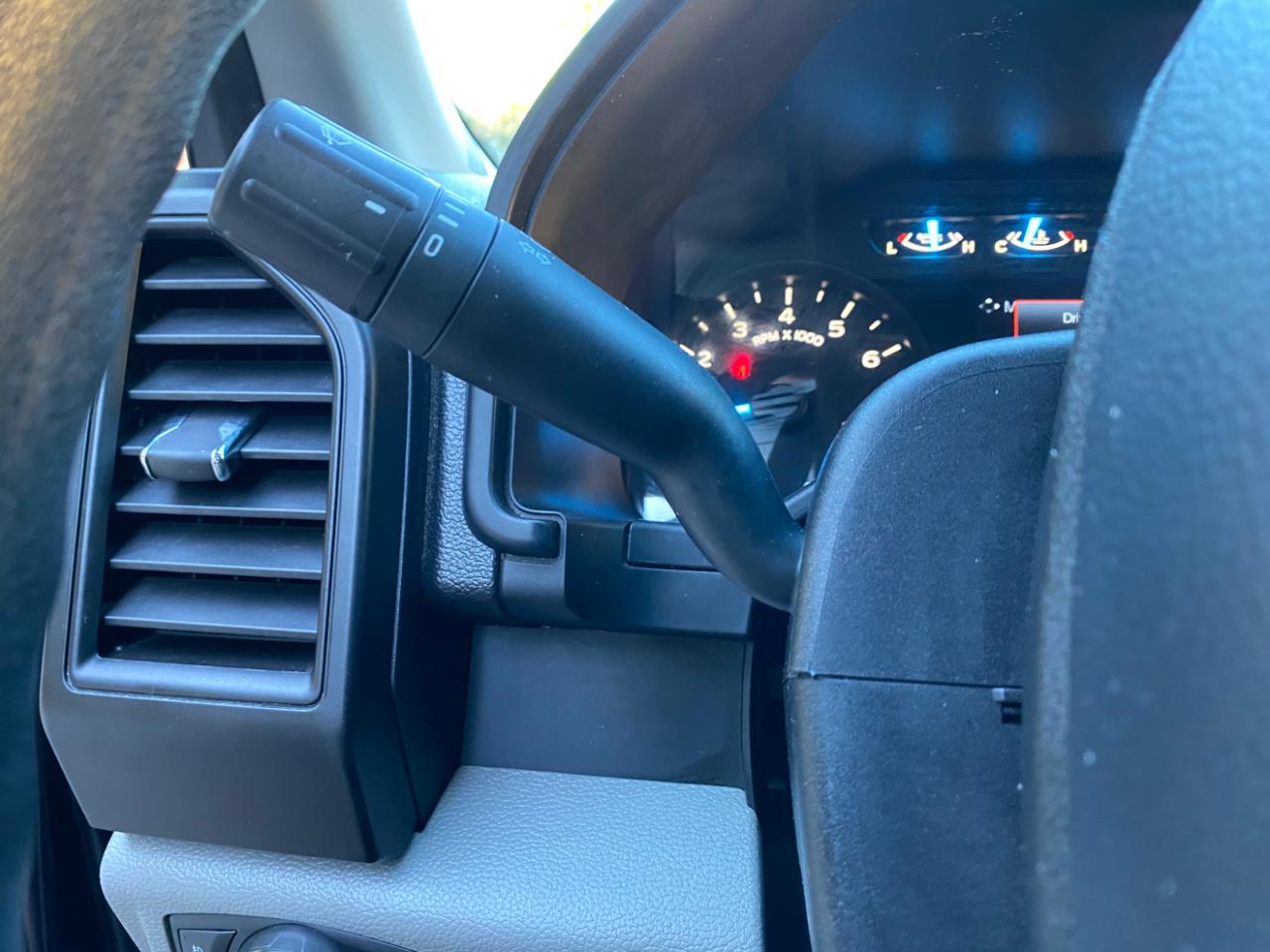 Ford F-150 XL 2WD Reg Cab 8' Box 2019