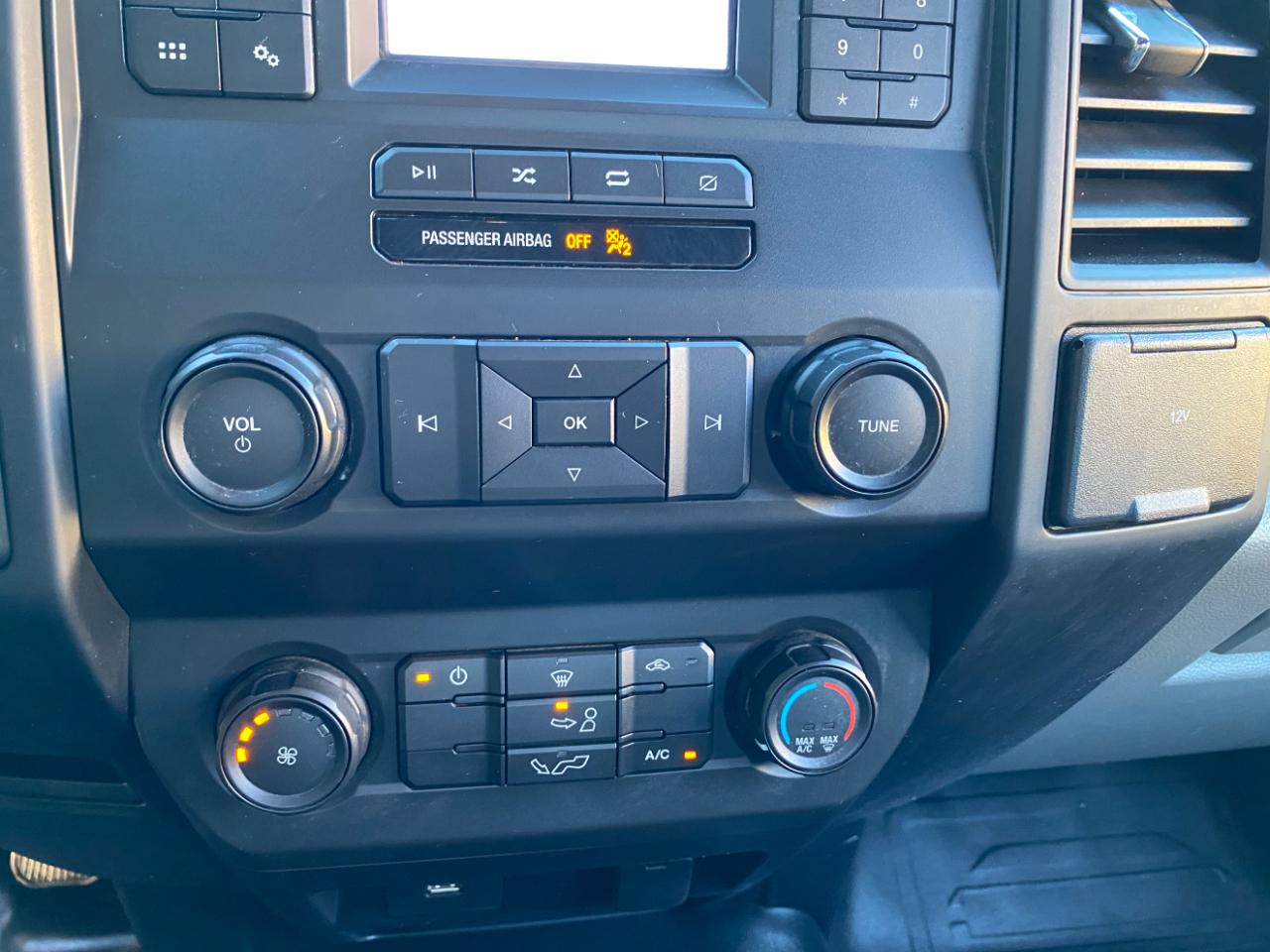 Ford F-150 XL 2WD Reg Cab 8' Box 2019