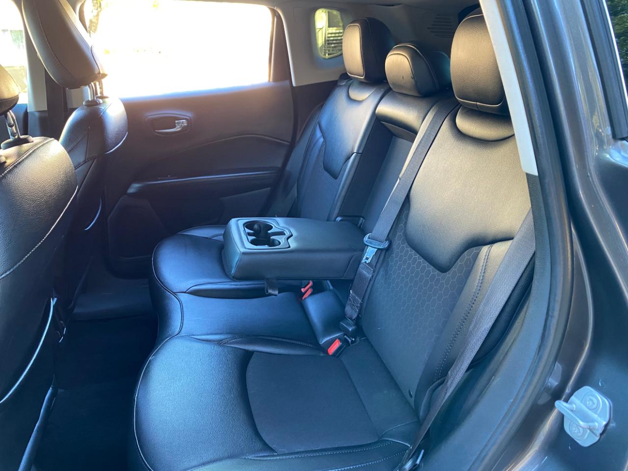 Jeep Compass Altitude FWD 2021