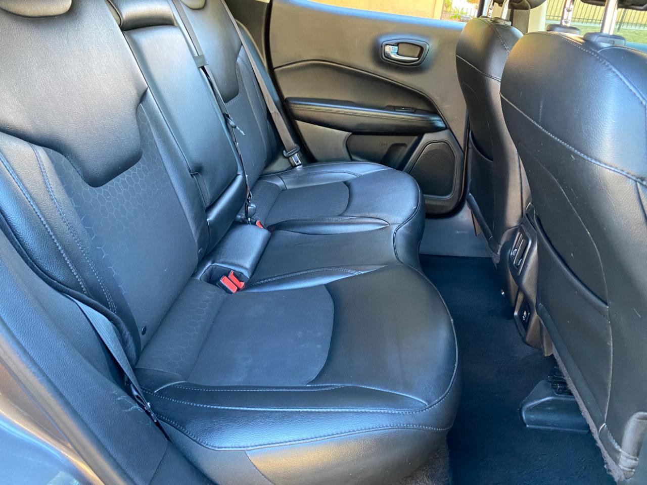 Jeep Compass Altitude FWD 2021