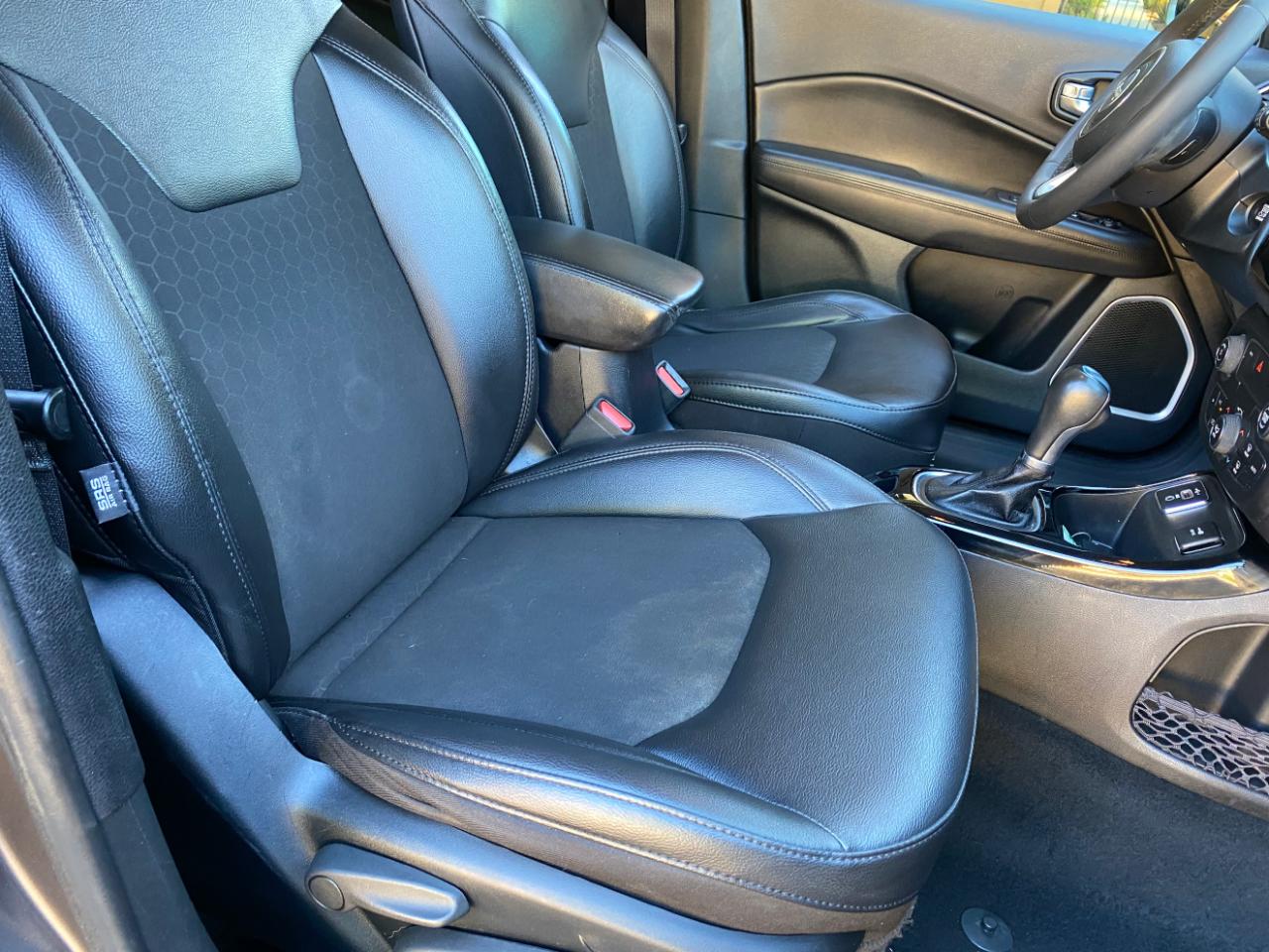 Jeep Compass Altitude FWD 2021