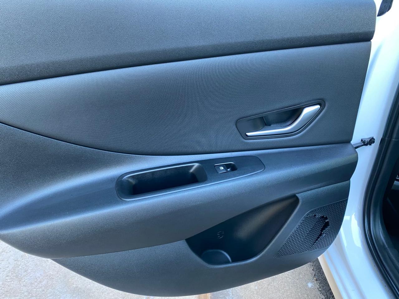 Hyundai Elantra Limited IVT 2025