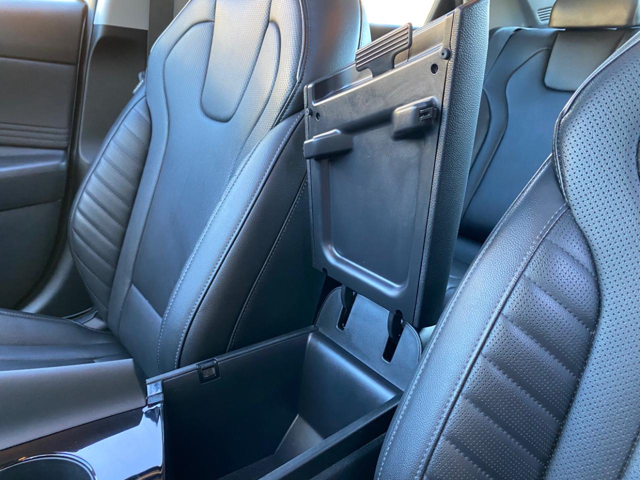 Hyundai Elantra Limited IVT 2025