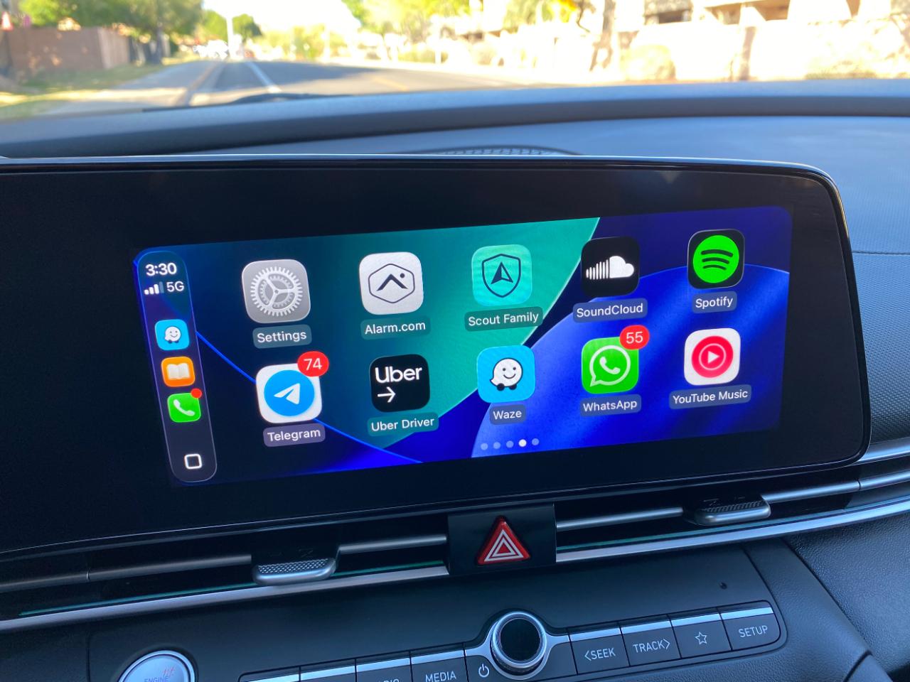 Hyundai Elantra Limited IVT 2025