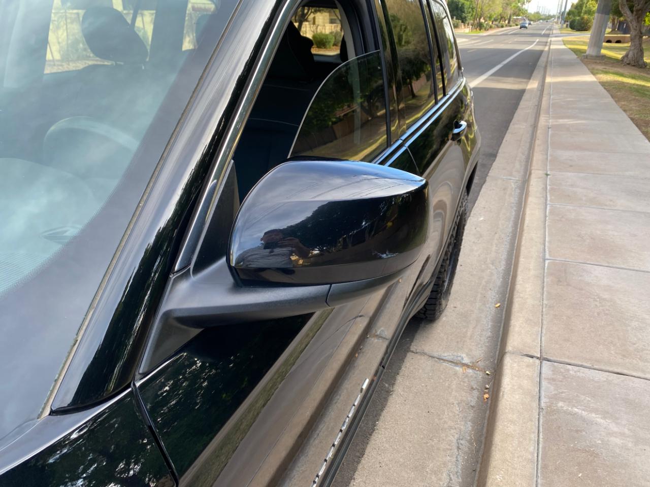 Jeep Grand Cherokee Laredo 4x2 2023