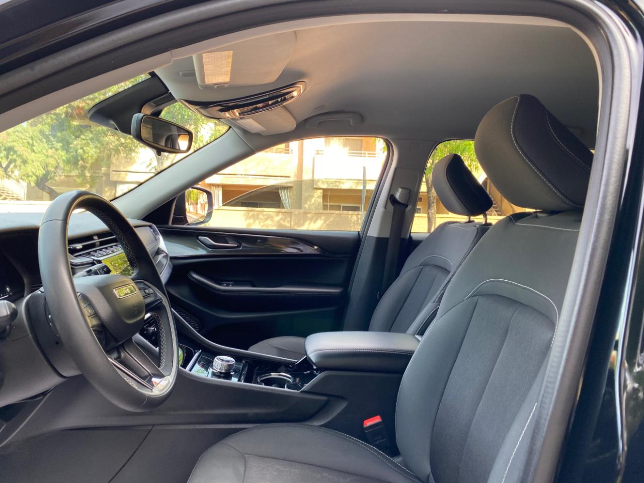 Jeep Grand Cherokee Laredo 4x2 2023